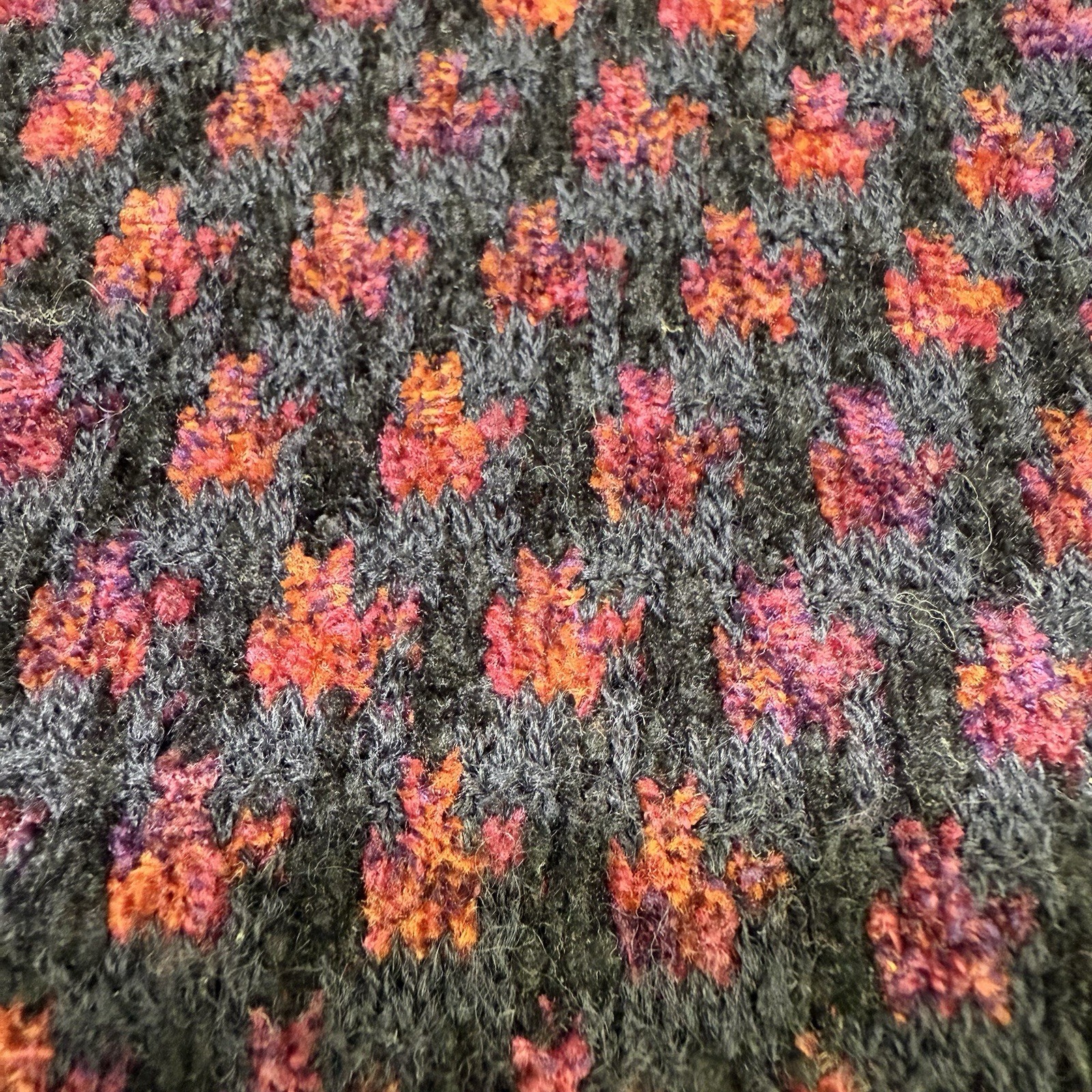 Tundra Sweater Mens M 3D Knit Coogi Style Geometric Grandpacore Cabincore Cosby