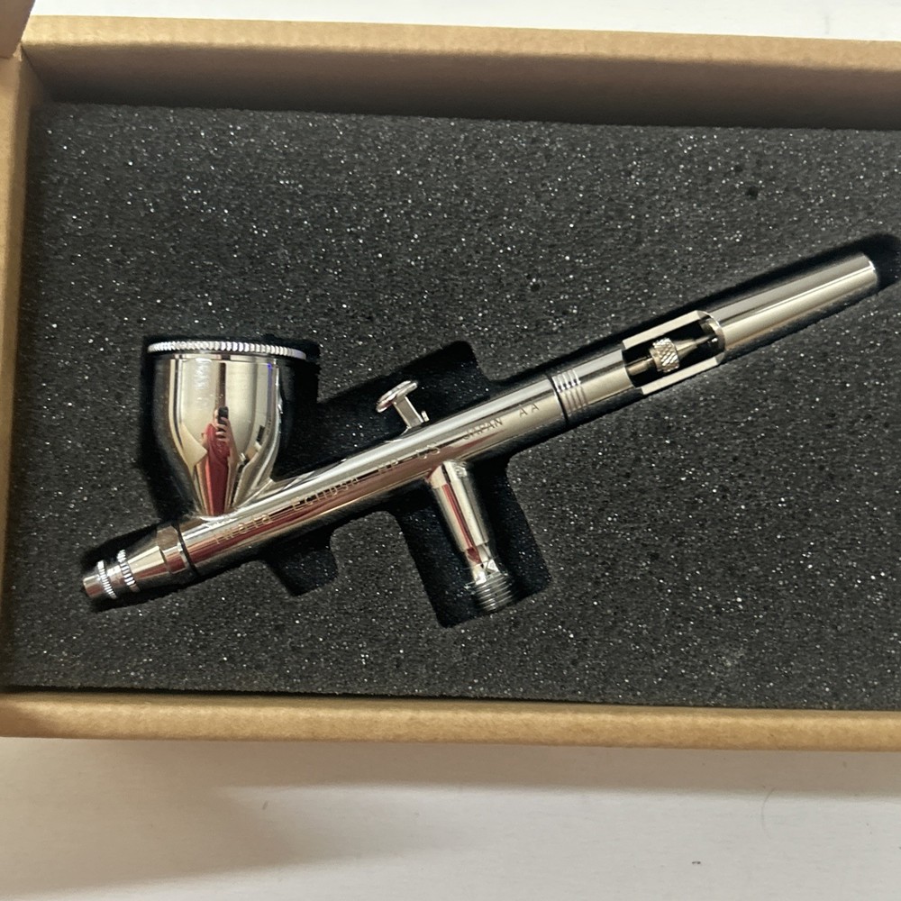 Iwata Eclipse HP-CS Airbrush Tool ECL4500