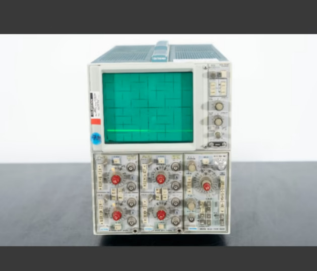 Tektronix 5113 Dual Beam Storage Oscilloscope