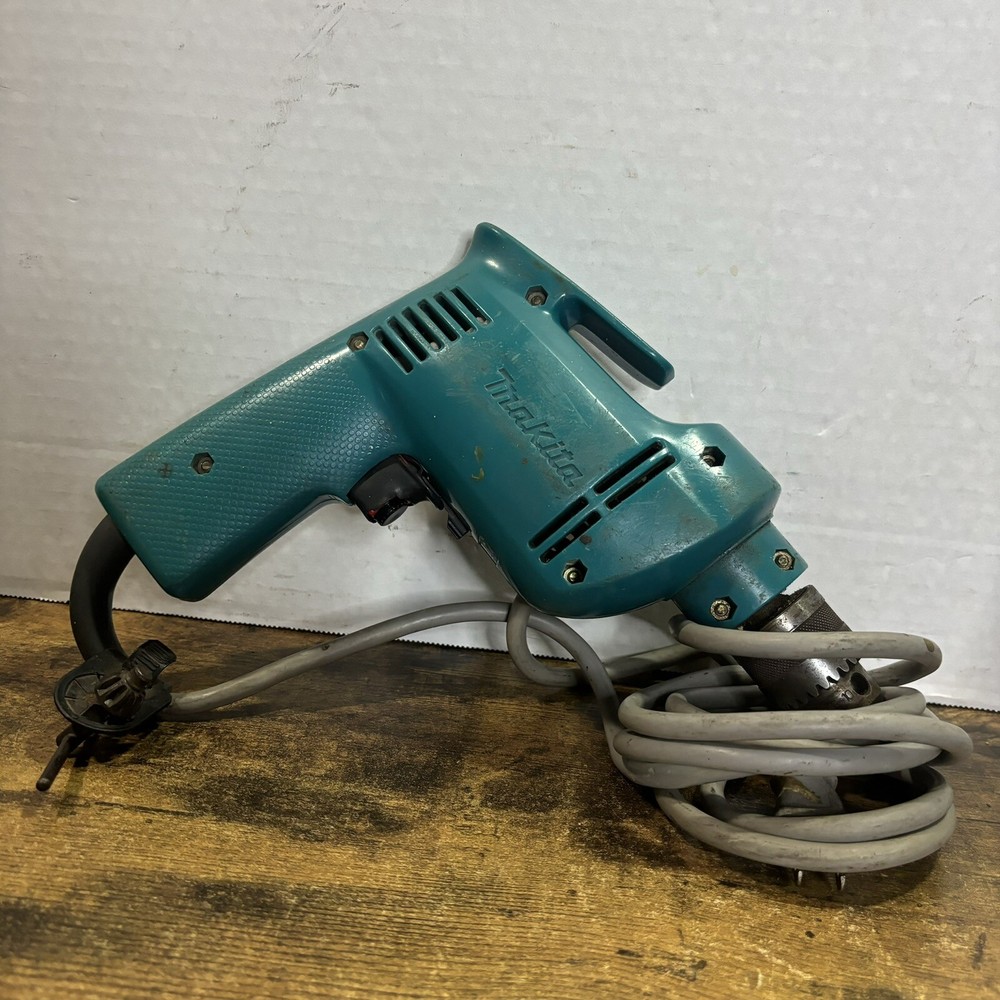 Makita 10mm Drill Model DP3720 Variable Speed Reverse Made In Japan