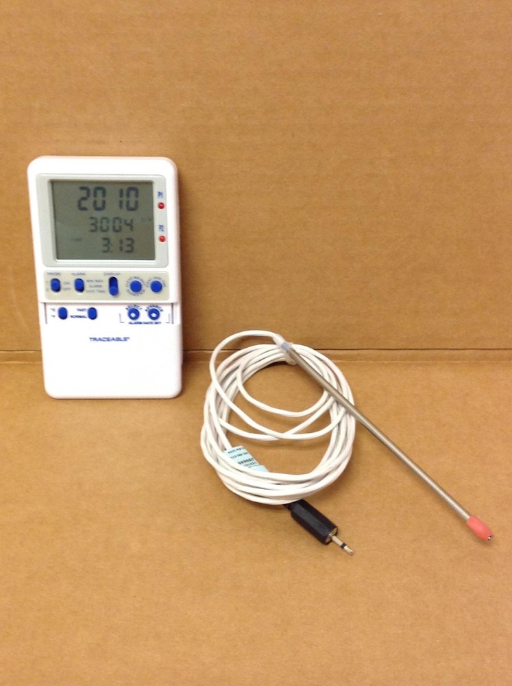 TRACEABLE 6KEA9 High Accuracy Digital Thermometer w/ Probe, WORKING
