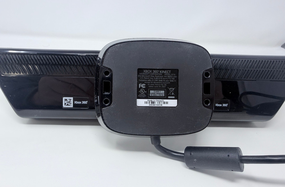 Microsoft Kinect Sensor Xbox 360 & Kinect Adventures- TESTED & WORKS