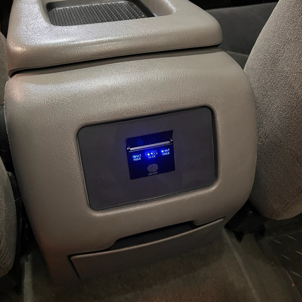 Center Console Rear Control Delete w/USB 2003-2006 Silverado Tahoe Sierra Yukon