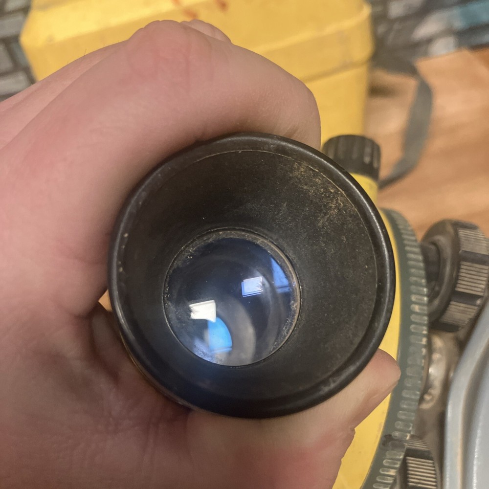 Survey Auto Level - Spectra Precision AL28M with Hard Case Untested - Clear View