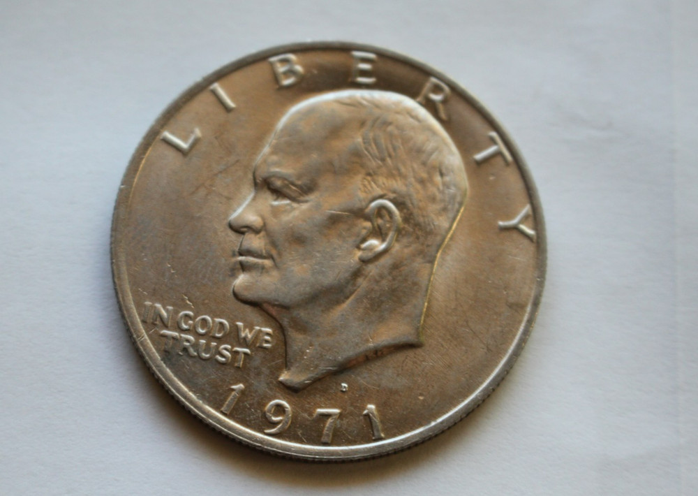 1971 D Eisenhower dollar/about uncirculated/doubled rim