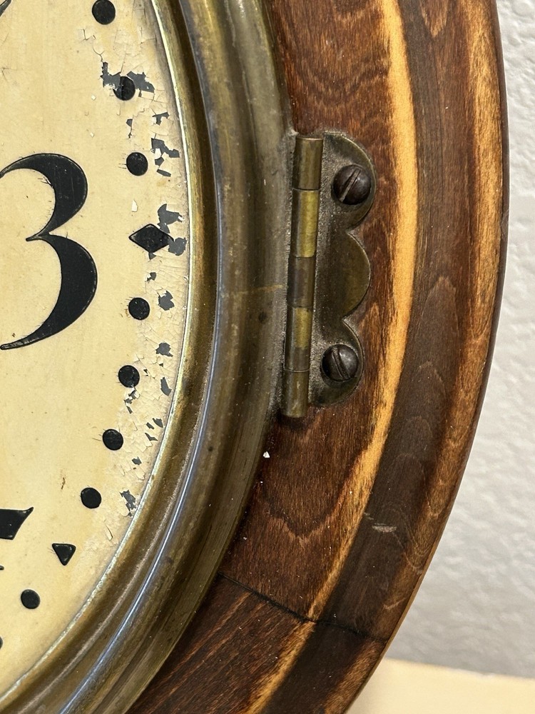 ANTIQUE SETH THOMAS WALL/ GALLERY CLOCK WITH PENDULUM & KEY WORKING 16"