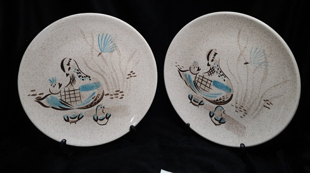 2 Red Wing Bob White 10.75" Dinner Plates