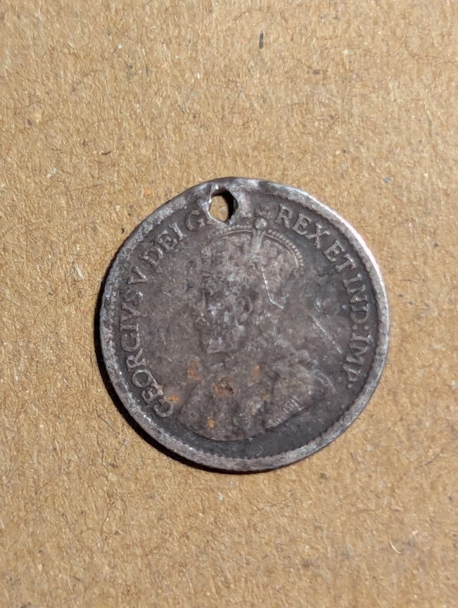 1914 Canada 5 Cents Silver(Holed)