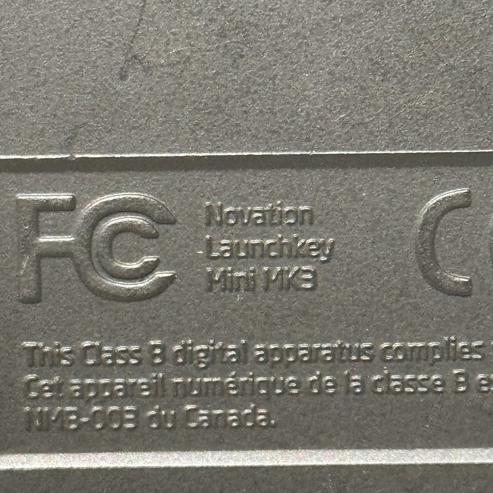 Novation LAUNCHKEY MINI MK3 25 Mini-Key MIDI Keyboard Controller unit Only