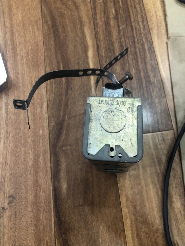 Honeywell L6006C1018 Aquastat Controller