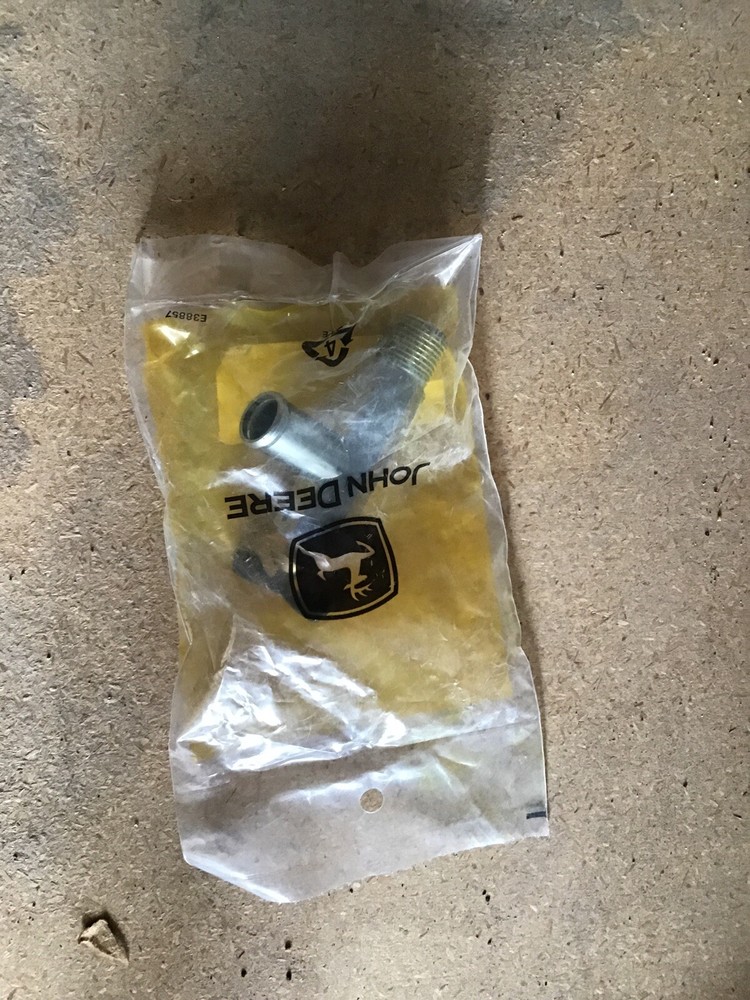 John Deere 4616739 Valve