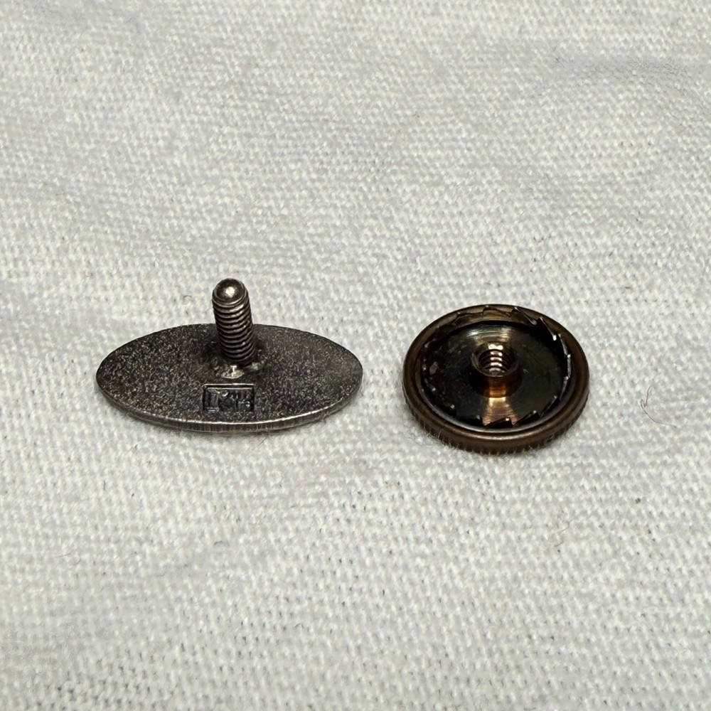 SINGER SEWING MACHINES “Red S” Globe Lapel Pin