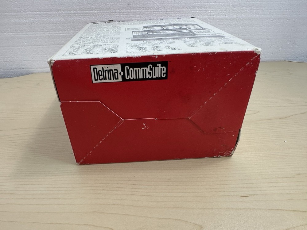 Delrina Commsuite The Complete Communications Solution For Windows 95 Used