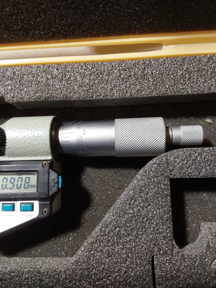 Mitutoyo Digital Micrometer 422-311-10
