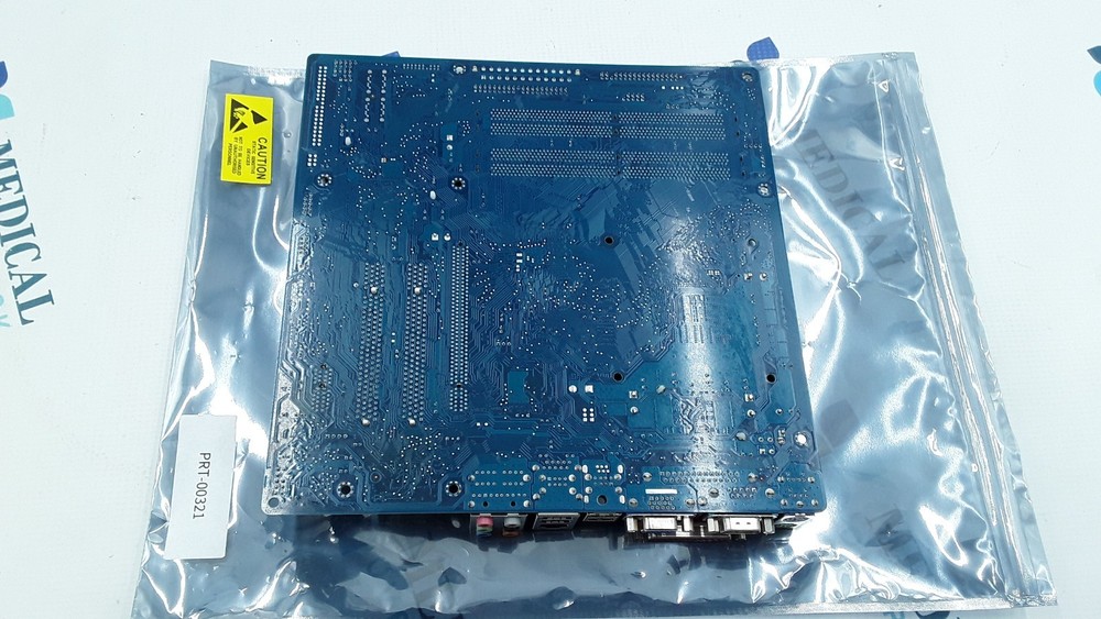 Intel Core E6400 CPU on Motherboard