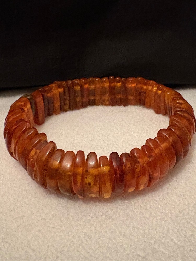 Genuine Amber Bracelet. Old Work. goat specimens.