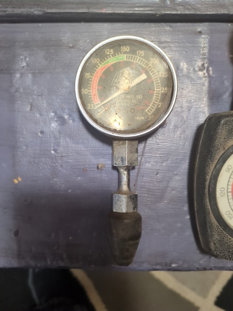 Two Vintage Compression Testers Sonco And RAE