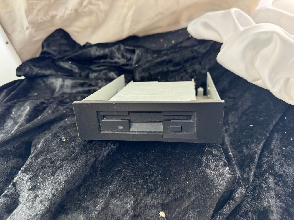 TEAC Model FD-235HF - 3.5 Floppy Drive