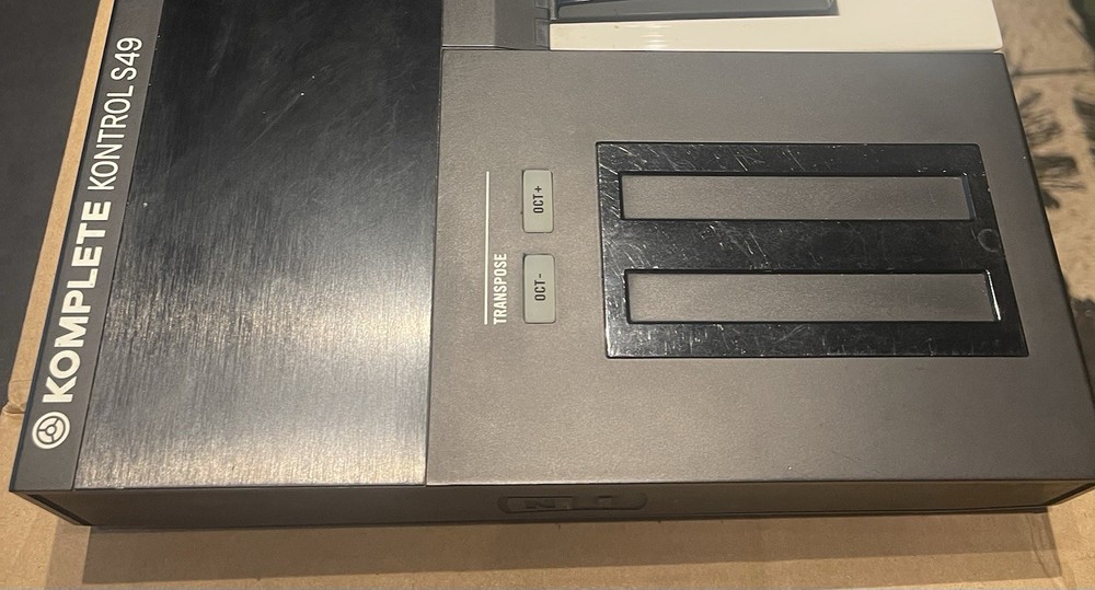 Native Instruments Komplete Kontrol S49 Mk1 Keyboard