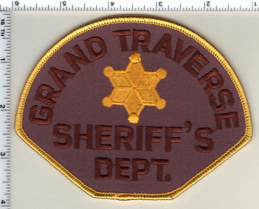 Grand Traverse Sheriff's Dept. (Michigan)  Shoulder Patch  from 1991