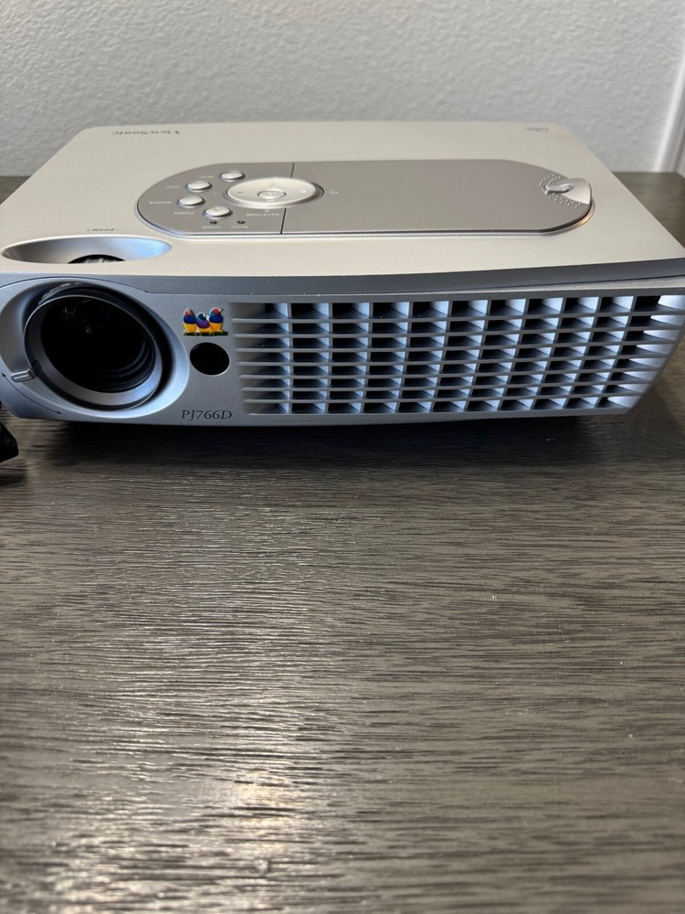 ViewSonic PJ7664 DLP Projector