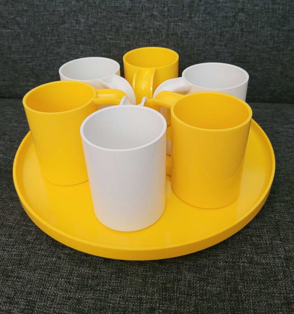 MCM Heller Massimo Vignelli 6 Cups Mugs & Serving Tray Yellow White 7 Pc Set