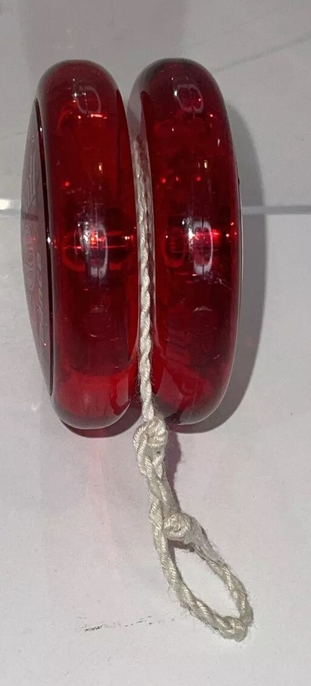Yomega High Performance Red Plastic Fireball Yo-yo with leather case