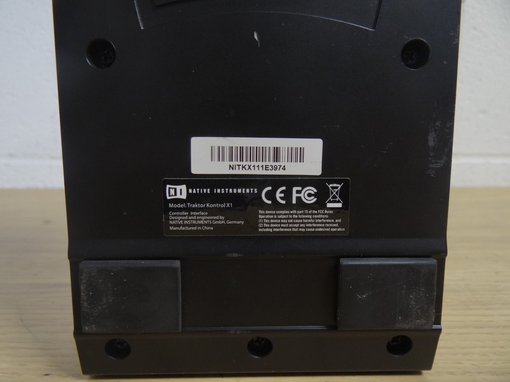 Native Instruments Traktor Kontrol X1