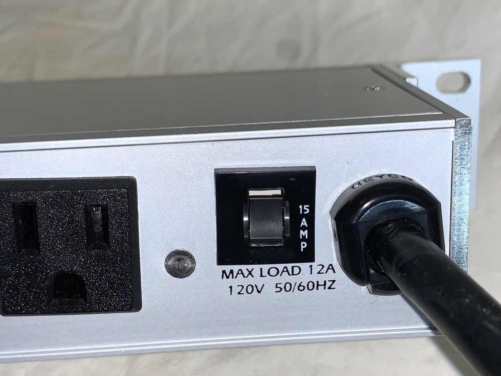 BayTech RPC-2 Rack Mount 1U 6-Outlet Remote Power Control Unit PDU