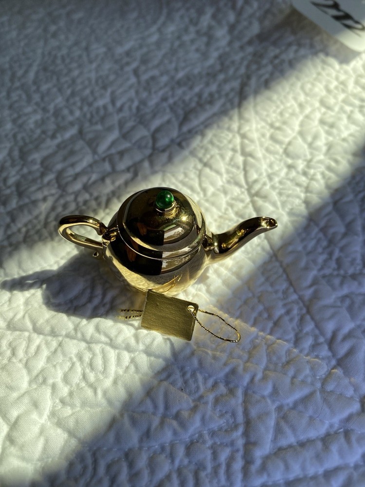 Estée Lauder "Teapot" Solid "Dazzling Gold" Perfume Compact