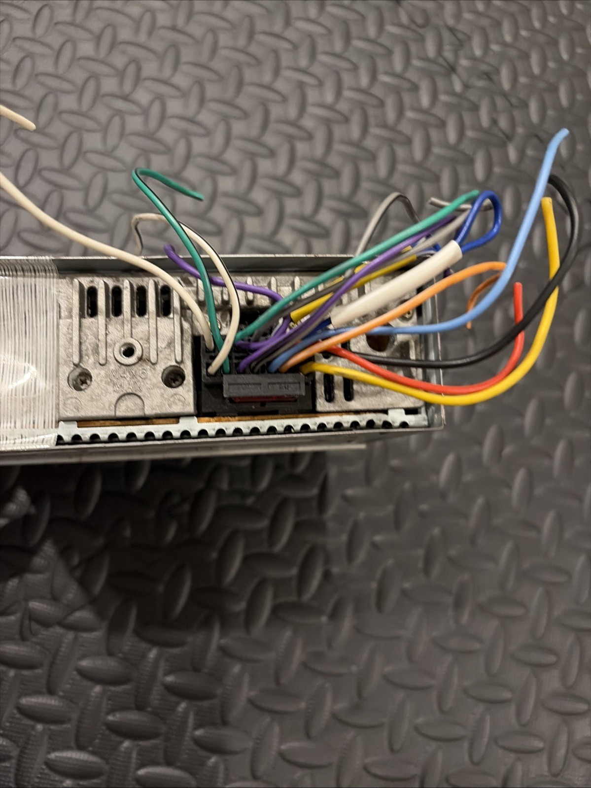 Sony In Dash CDXL350 FM/AM Compact Disc Player Car Stereo w/Detachable Faceplate