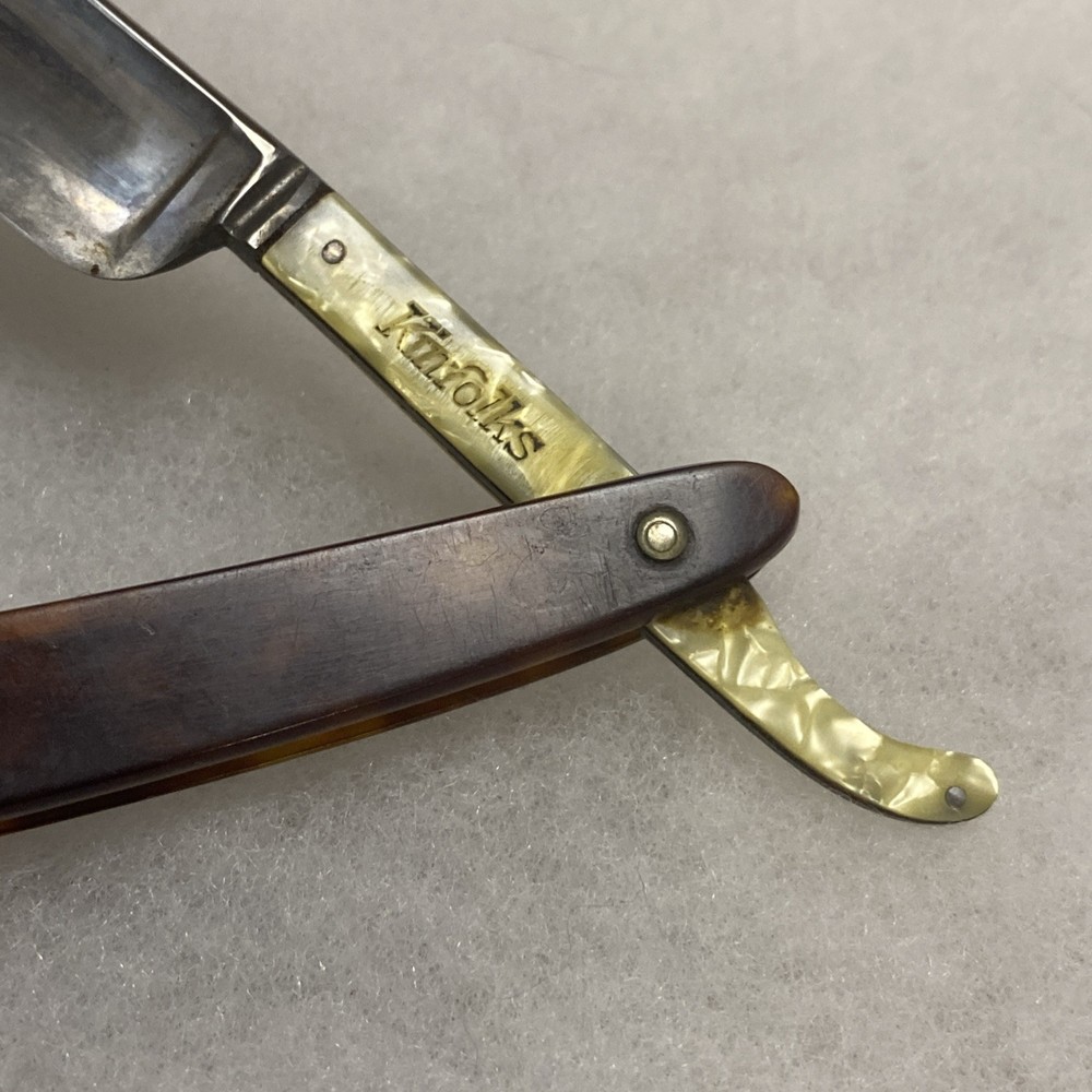HTF Kinfolks Straight Razor Unique Handle