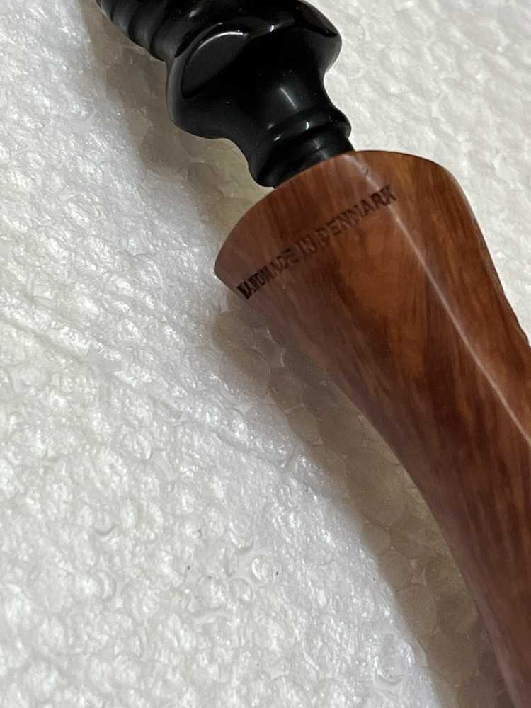 wally frank pipe in original box nice!