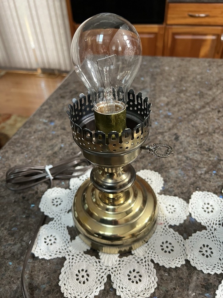 Accurate Lighting Mantel Lamp Set