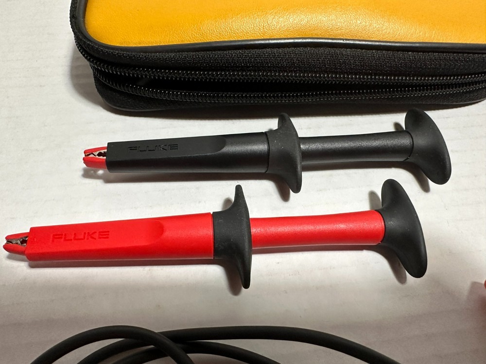 Fluke TL80A Basic Electronic Test Lead Kit with Soft Bag