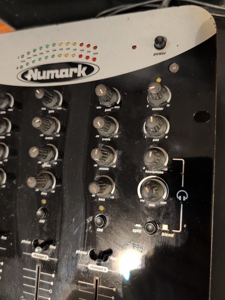 Numark DM3000X Scratch Master Mixer - Good Working Condition