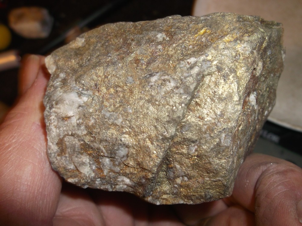 Gold, silver, copper, 62 grams samples ,ore high grade .