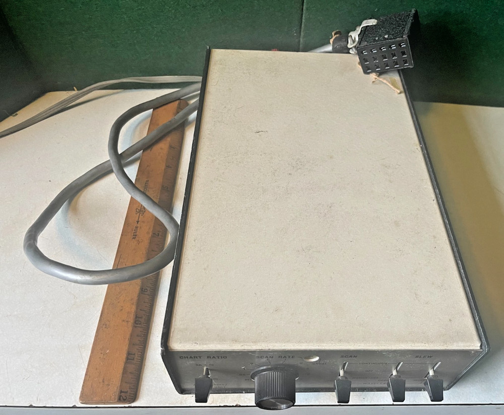 Vintage Heath EU-700-51 Monochromator Control Unit