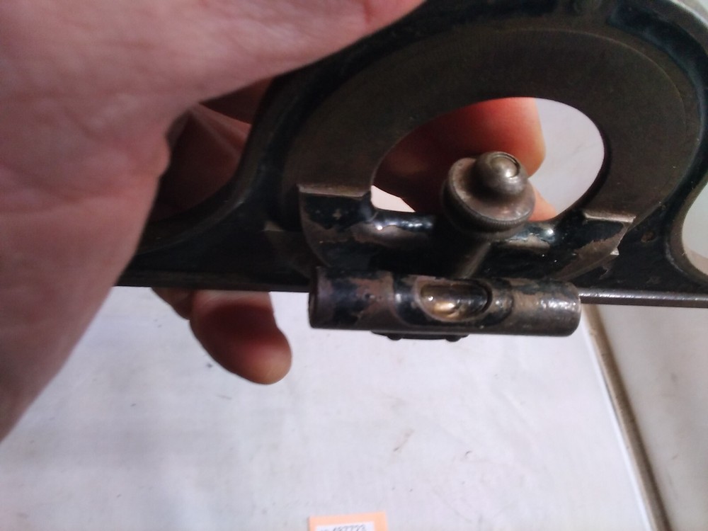 L S S Co Protractor Level Tool