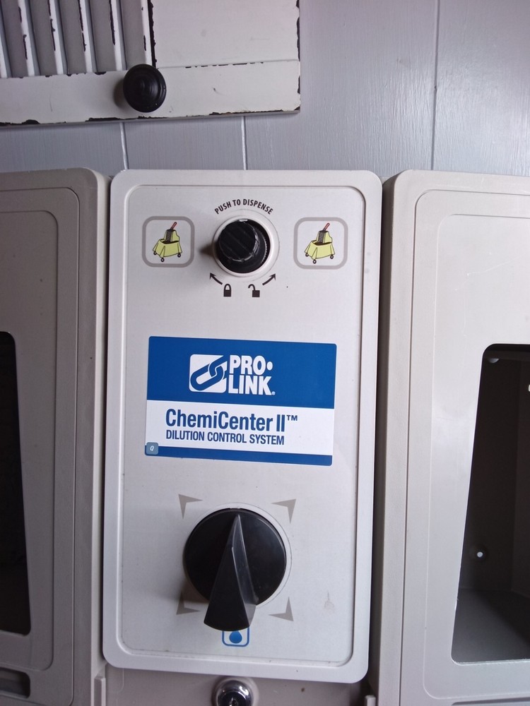 Pro Link Chemi Center Il Dilution Control System 4 Station With Keys