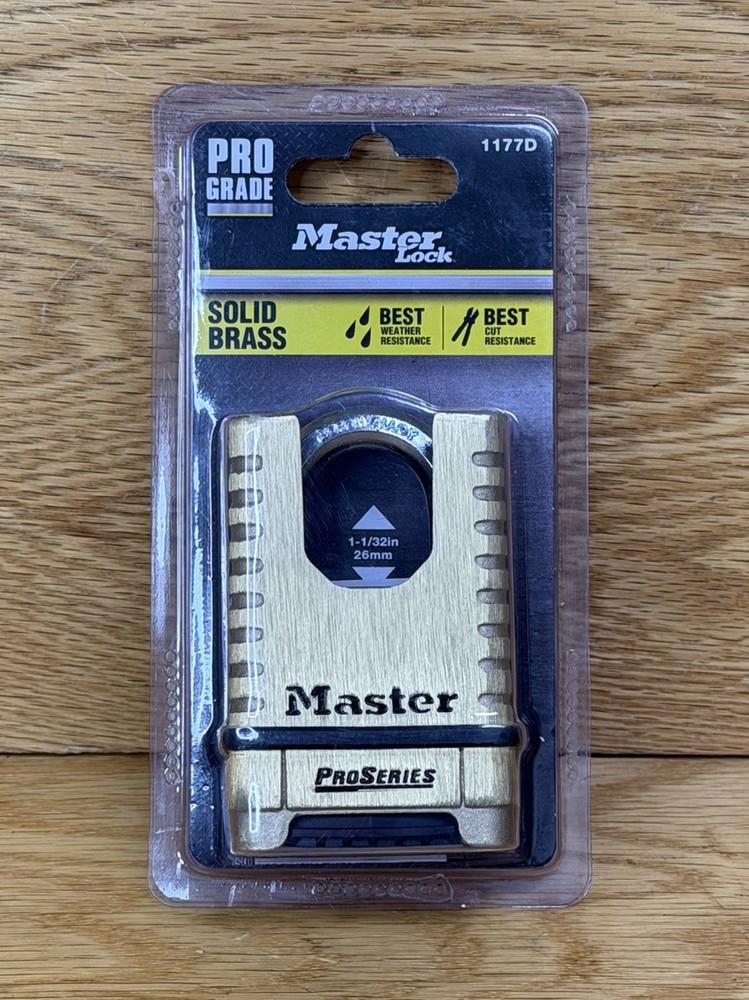 MASTER LOCK 1177D PROSERIES® COMBINATION BRASS PADLOCK NEW