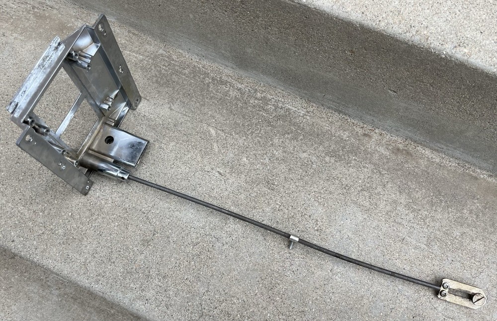 1963 Seeburg LPC1 Chrome Coin Release Mount Assembly
