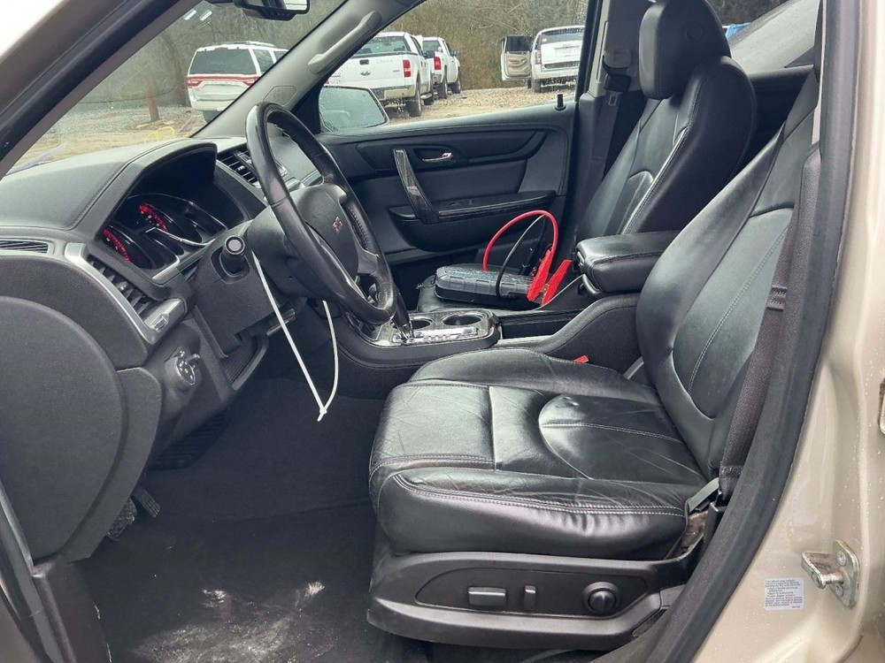 ACADIA 2015 Glove Box 4975277