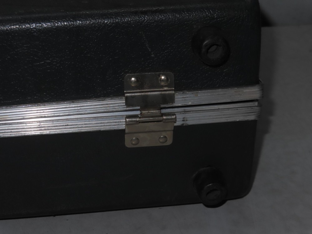 Qualitone Wide Range Hearing Ultratone Device System in Storage Case