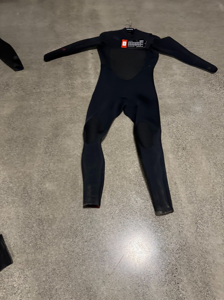 Xcel 4/3 wetsuit size L
