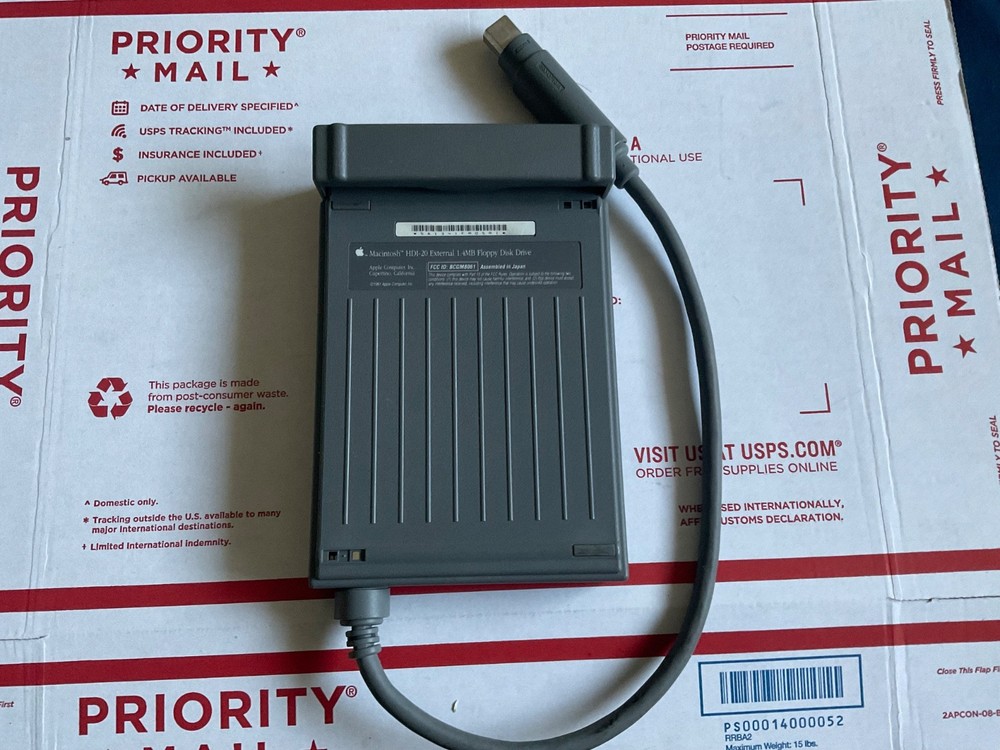 Apple Macintosh HDI-20 External 1.4MB Floppy Disk Drive -Untested
