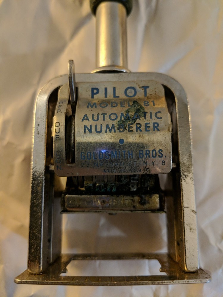Vintage Pilot Automatic Numbering Machine Stamper - No.81. with box. VG.