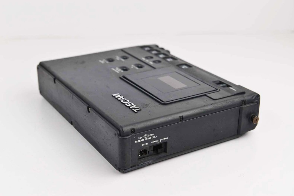 TASCAM DA-P1 Portable DAT Recorder + Soft Case