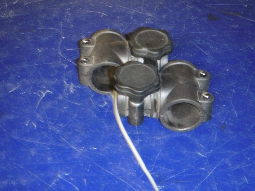 2 - UNIVERSAL UNF-150 STYLE Mount Brackets. T-Style Lighting Crossbar Bracket.