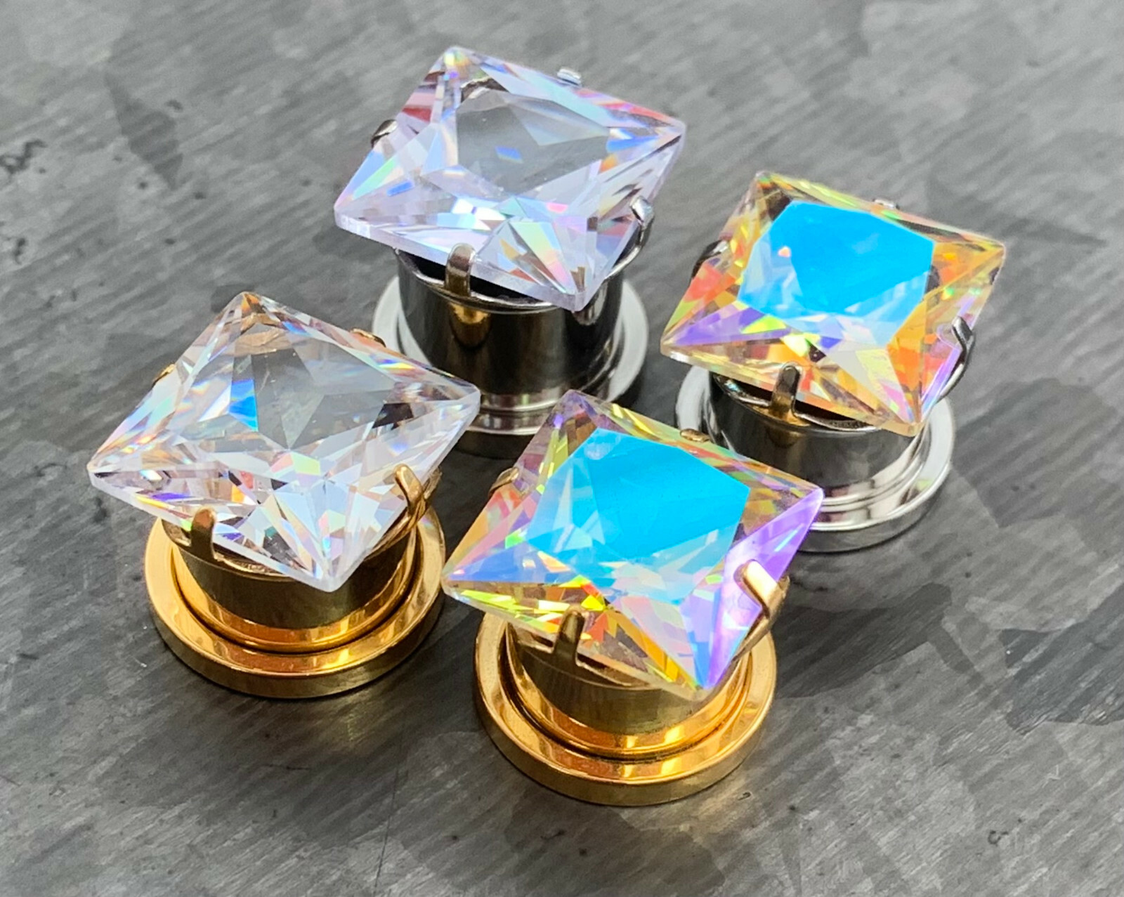 PAIR Large Square CZ Gem Steel Screw Fit Tunnels Ear Plugs Gauges Earlets